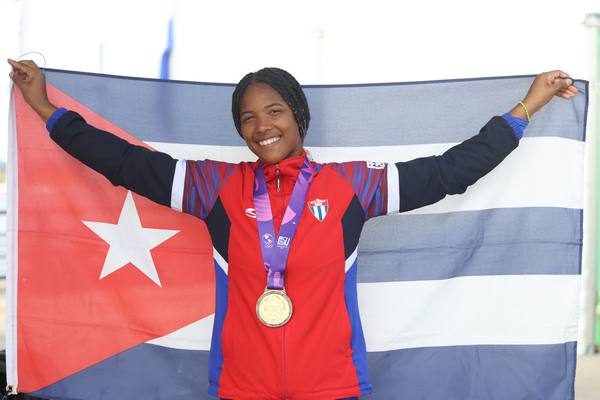 Yisnoly López, campeona cubana del canotaje en Asunción 2025